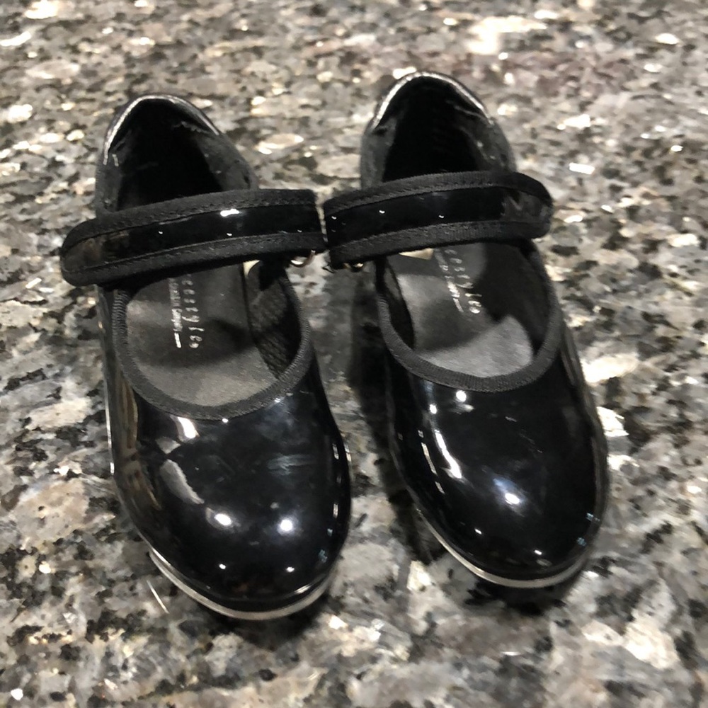 Tap dancing shoes size 9